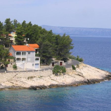 Apartments Gugic Prigradica Exterior photo
